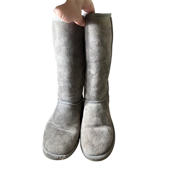 Ugg Gray Tall Boots sz8 - Picture 1 of 4